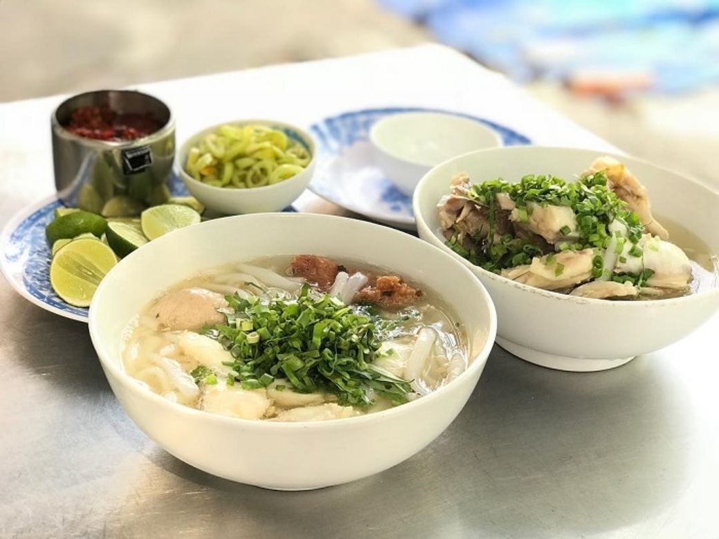 Snakehead fish soup - An indispensable rustic dish of the people of Hue 10