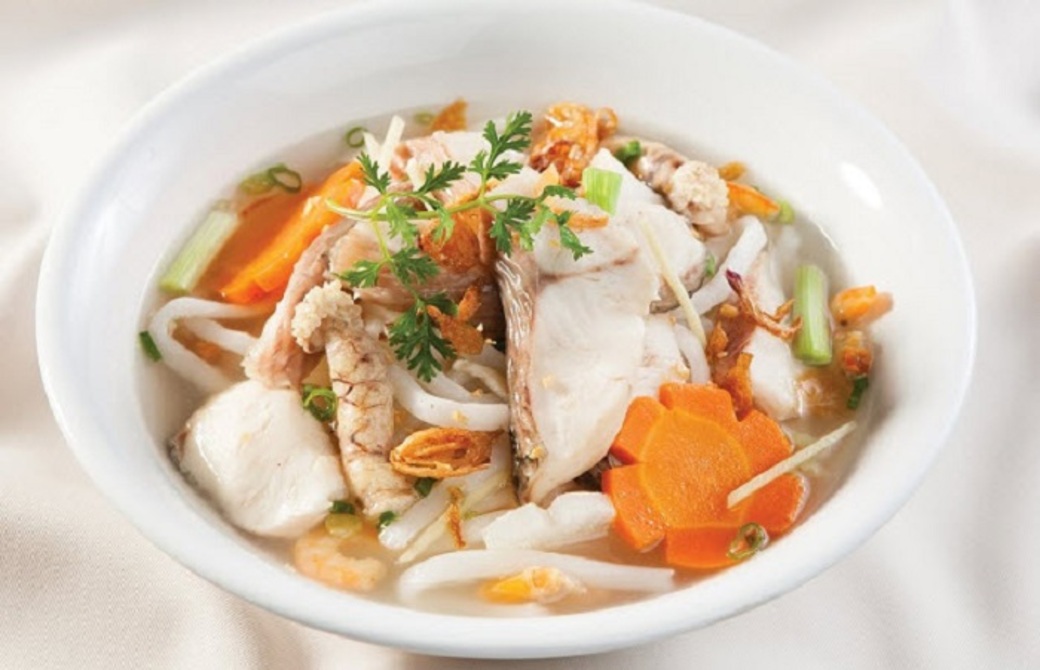 Snakehead fish noodle soup - An indispensable rustic dish of the people of Hue 12