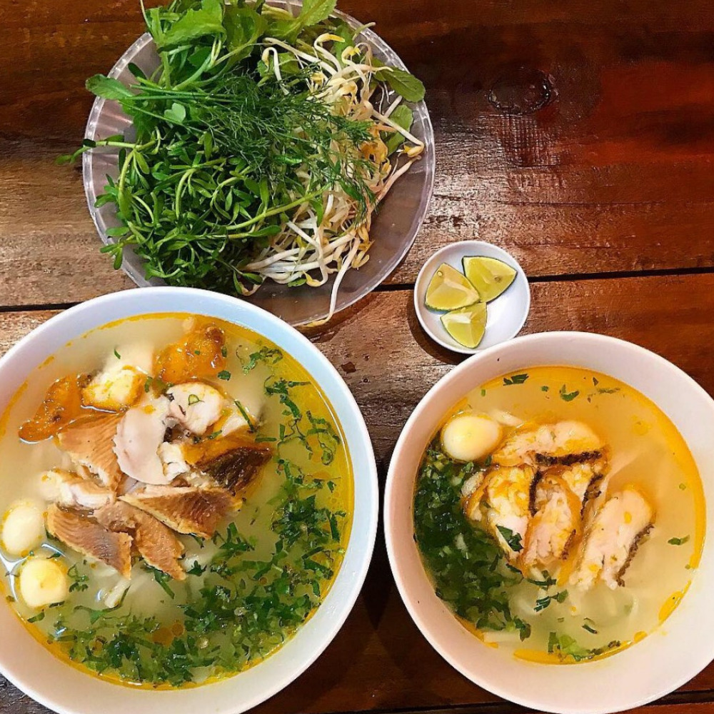 Thuy Duong snakehead fish noodle soup - A famous delicious culinary neighborhood you definitely shouldn't miss 6