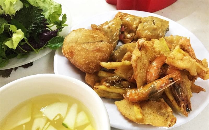 7 Hanoi pillow cake shops associated with the capital's people's childhood 3