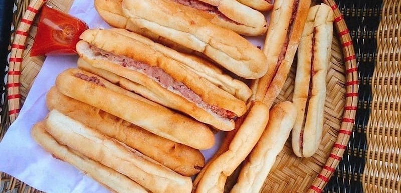Hunt for 10 famous banh mi shops in Da Nang that are addictive to eat 3