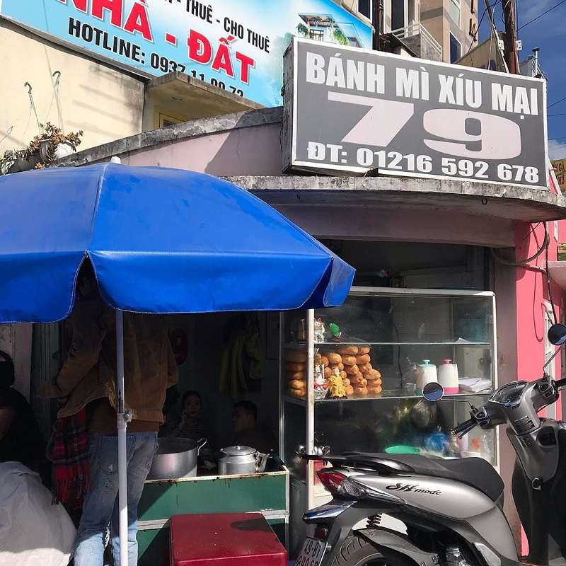 Dalat meatball bread - Unique cuisine of the land of thousands of flowers 6