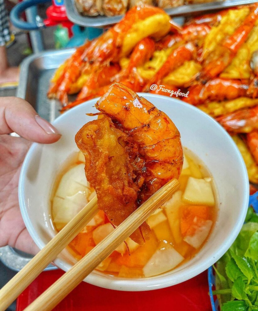 West Lake shrimp cake - Enjoy the beauty of Hanoi cuisine 7