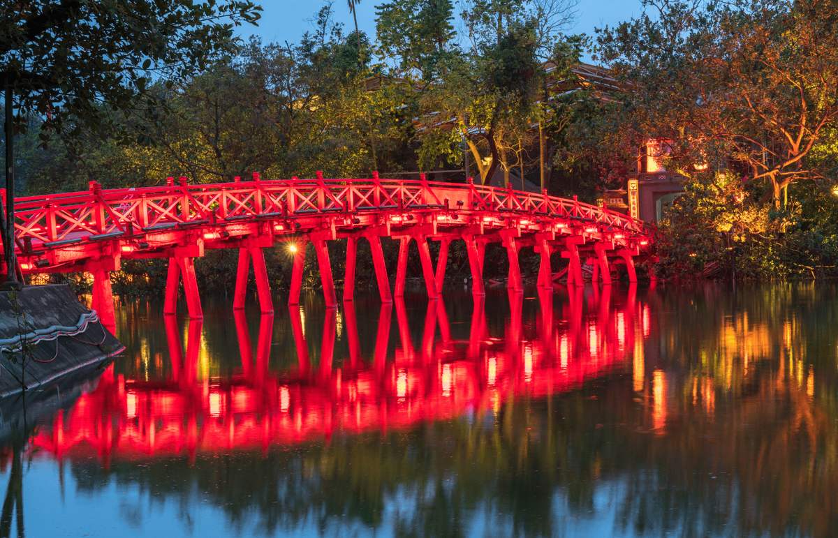 Revealing the 1-day itinerary in ancient and dreamy Hanoi 6