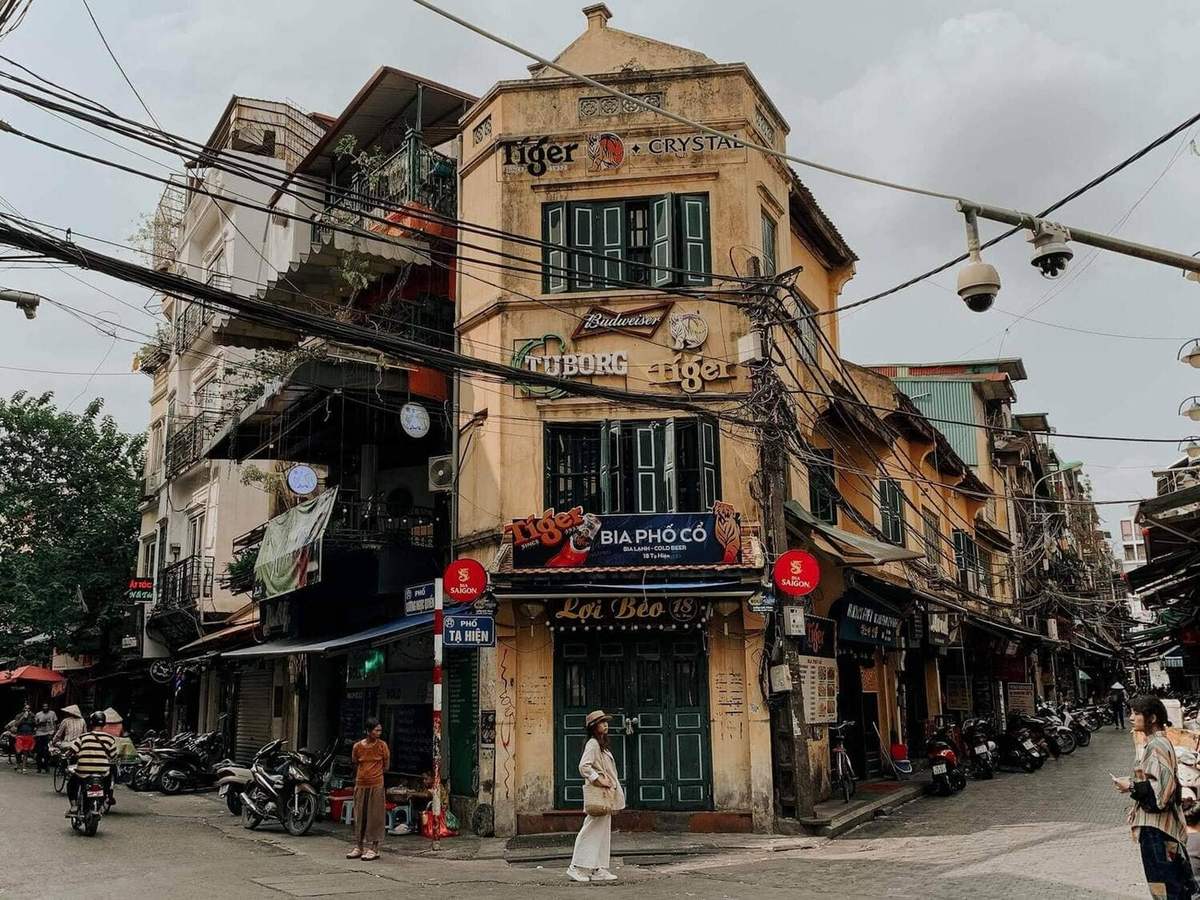 Revealing the 1-day itinerary in ancient and dreamy Hanoi 13