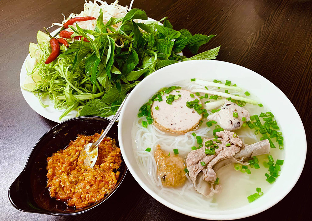 Revealing delicious restaurants in Da Lat that only local people know 8