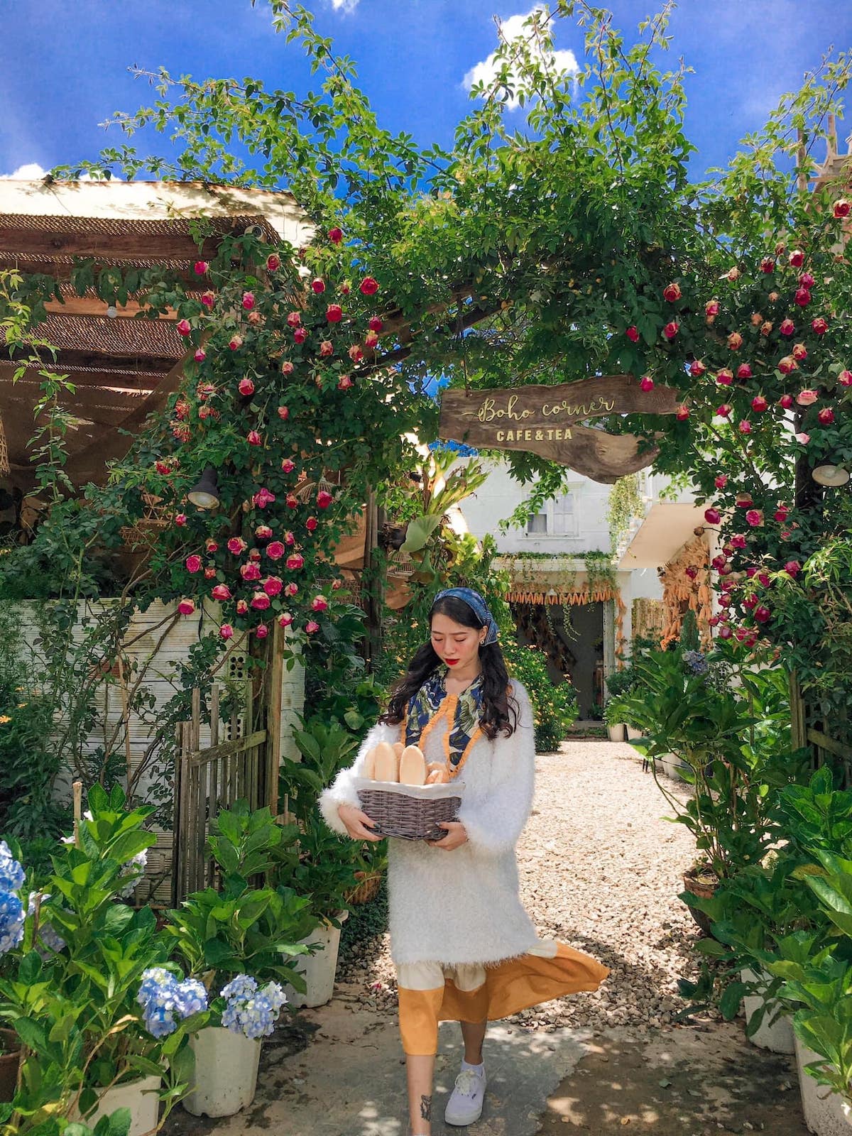 Boho Corner Coffee - Unique, charming Bohemia style coffee shop 17