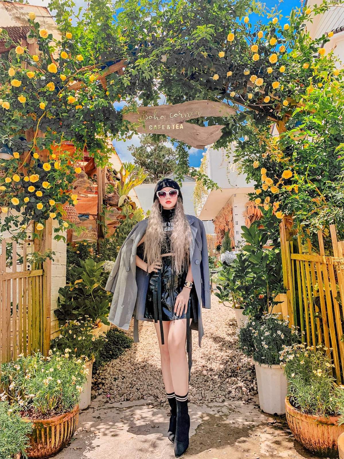 Boho Corner Coffee - Unique, charming Bohemia style coffee shop 18