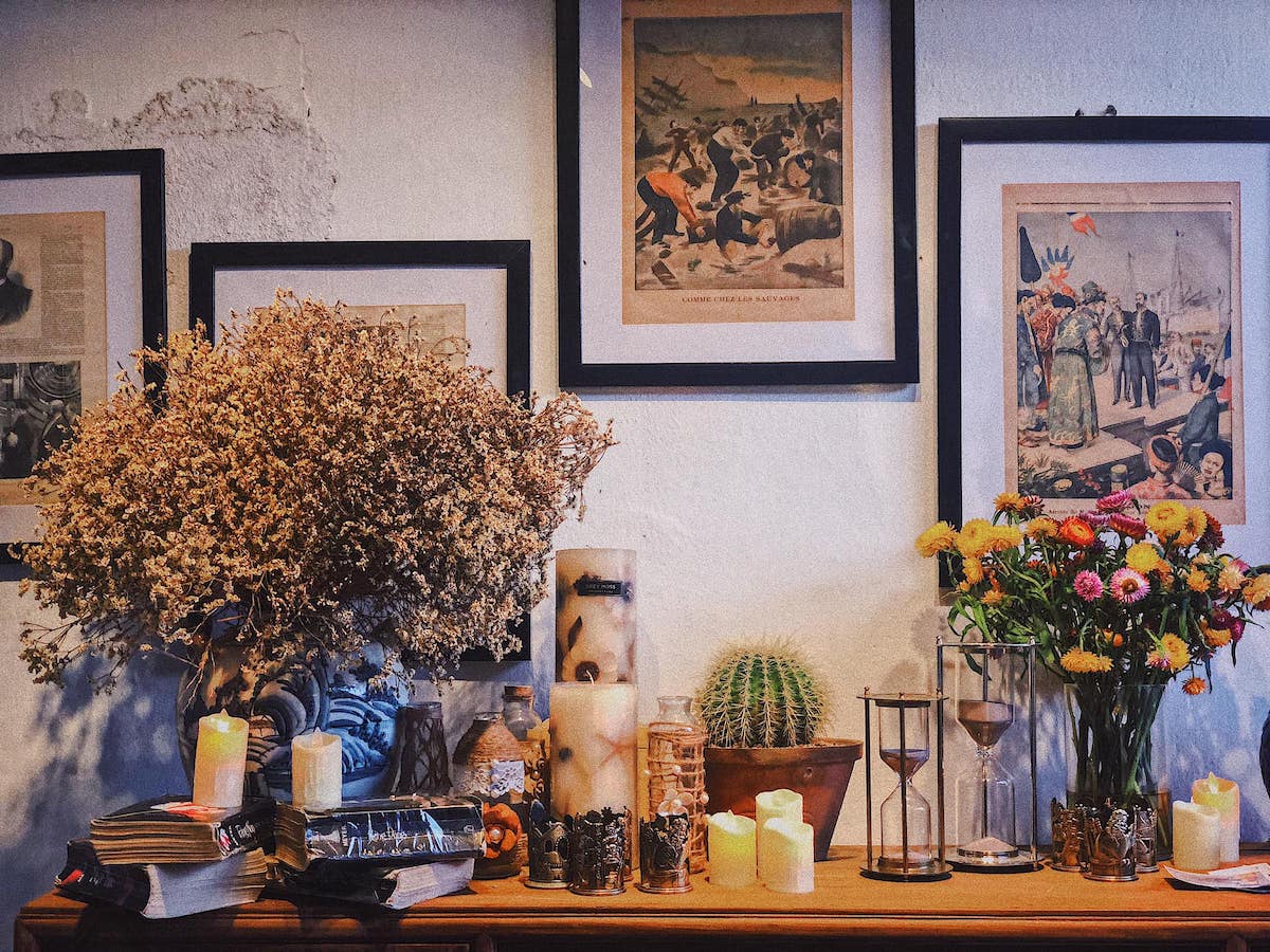 Boho Corner Coffee - Unique, charming Bohemia style coffee shop 6