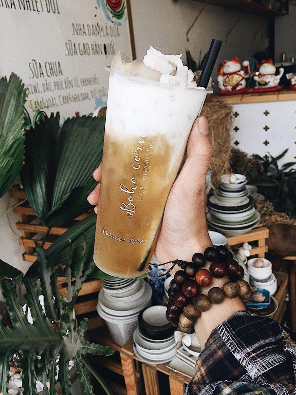 Boho Corner Coffee - Unique, charming Bohemia style coffee shop 8