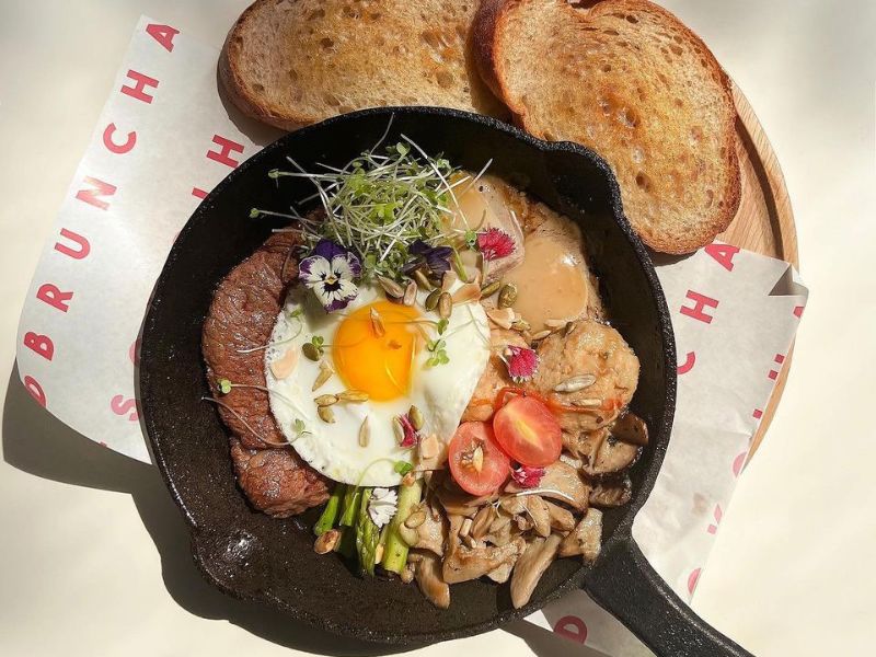 Revealing 10 amazing brunch shops in Ho Chi Minh City for you 6