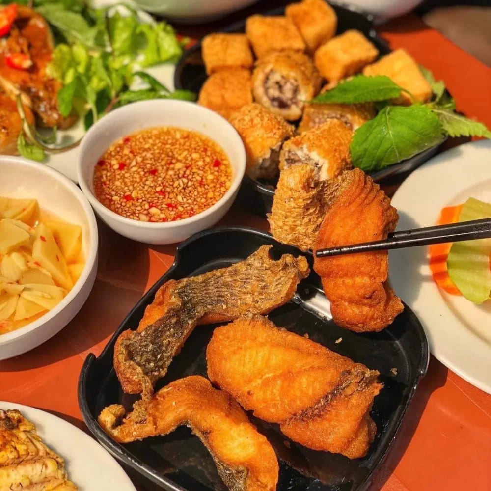 Discover 10 famous Hanoi fish noodle shops in the capital 4