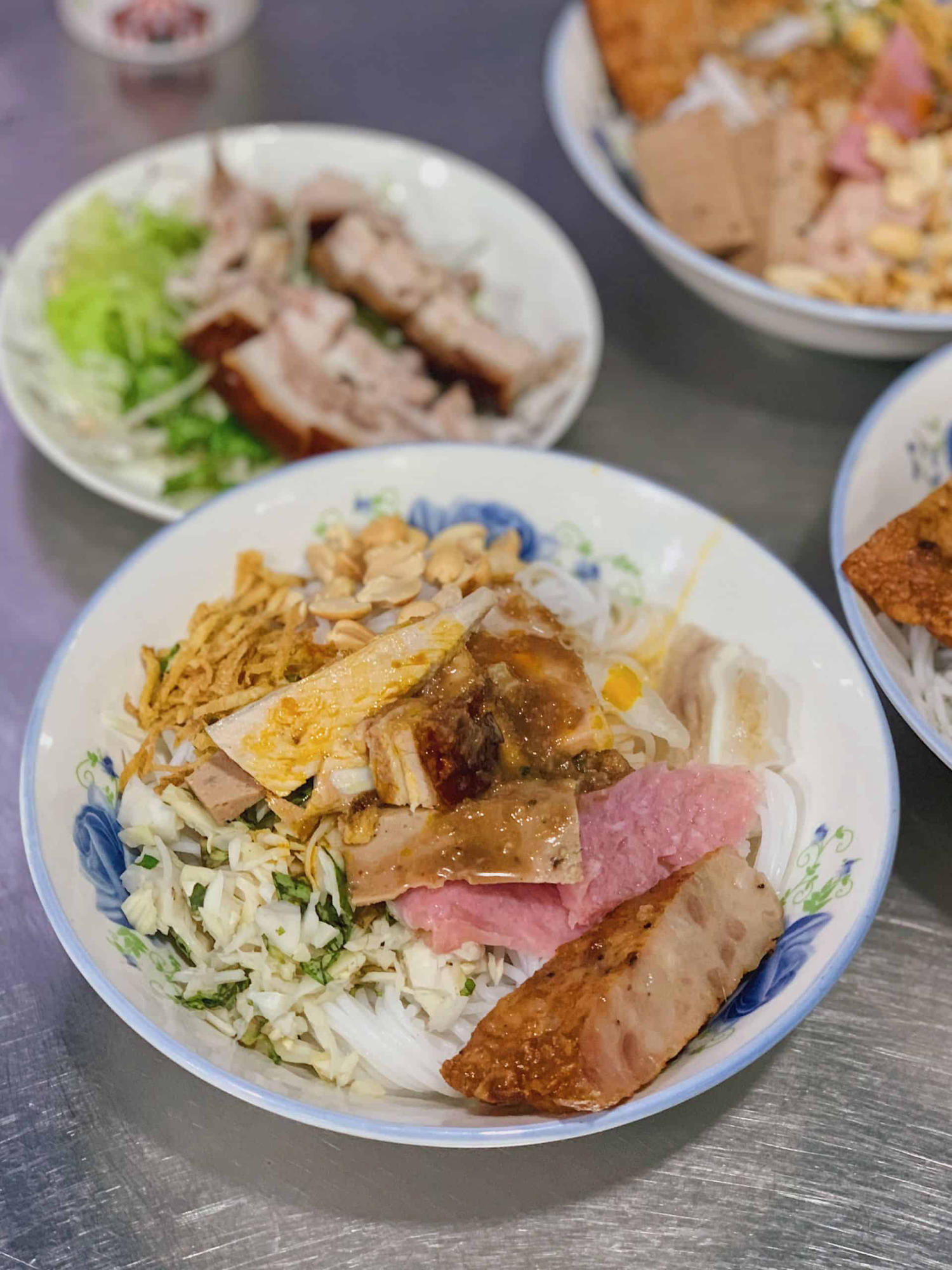 Da Nang seasoned noodle soup - Fall in love with the unique flavor that can't be compared anywhere else 7