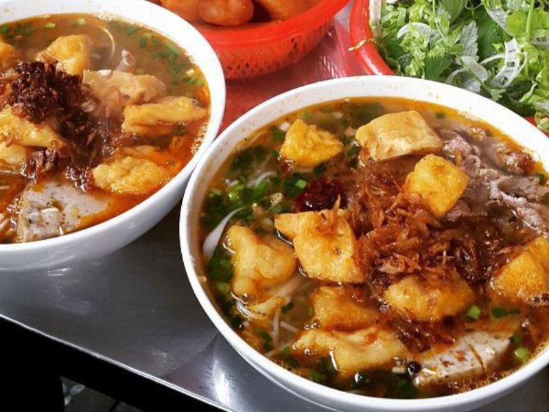 Top 10 delicious bun rieu restaurants in Hanoi recommended by gourmets 4