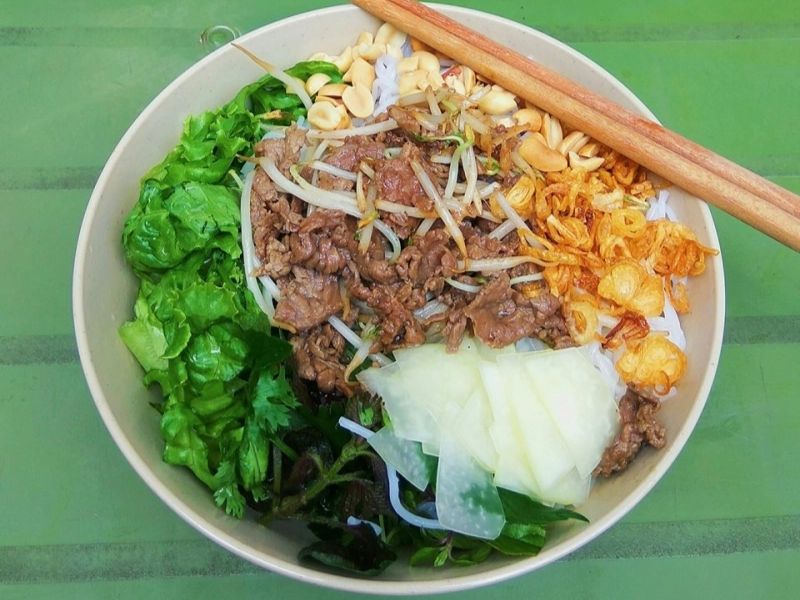 Top 10 most delicious Southern mixed noodle shops in Hanoi 9