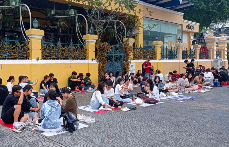 Top 5 coffee shops that are meeting places for young people in Saigon 3