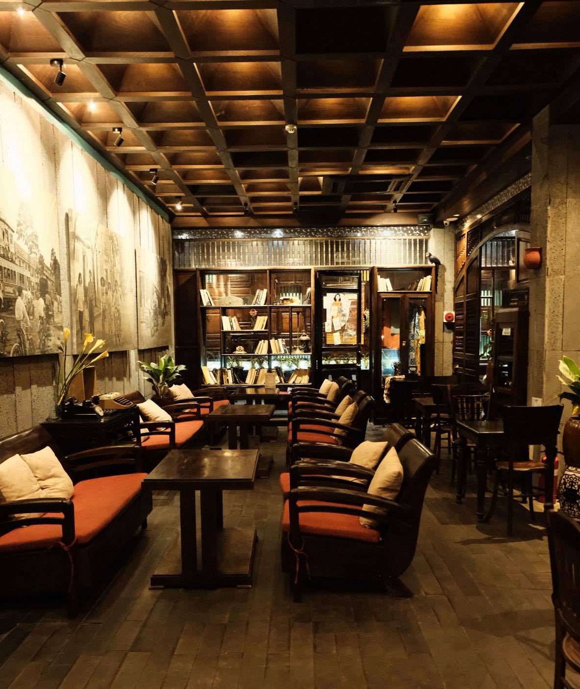 Visit Co Ba Dong Khoi Coffee and go back to your grandparents' time