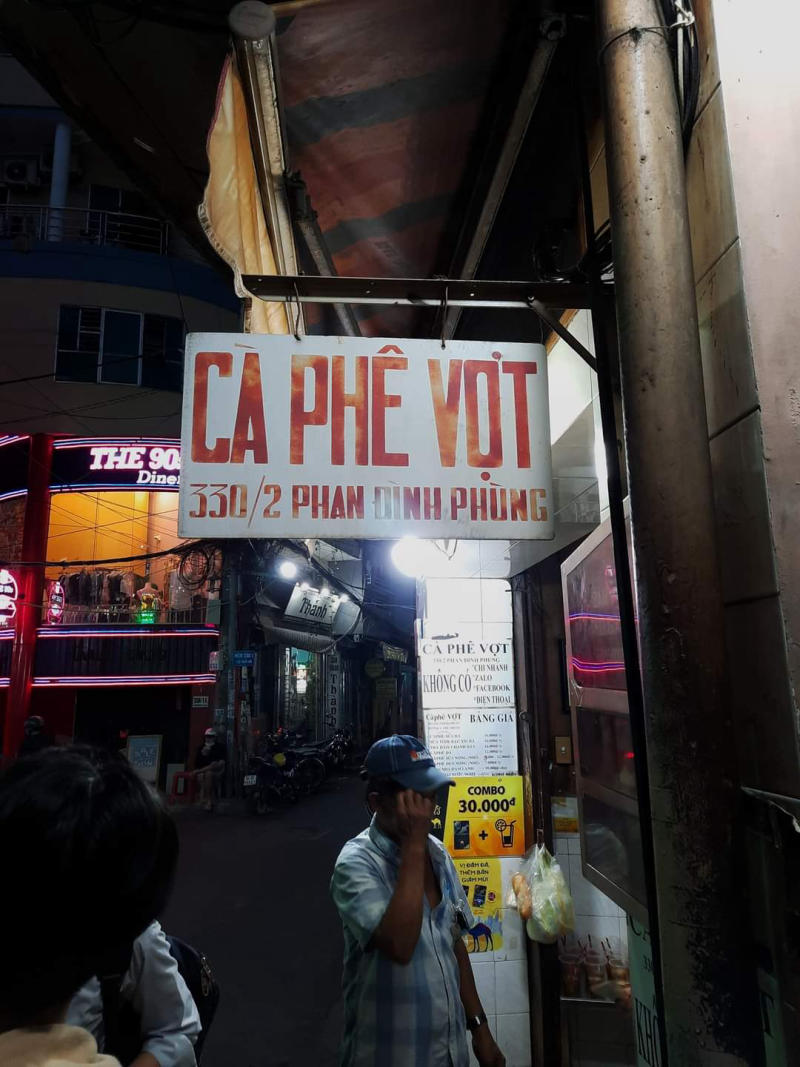 Top 4 most famous racket cafes in Saigon 6