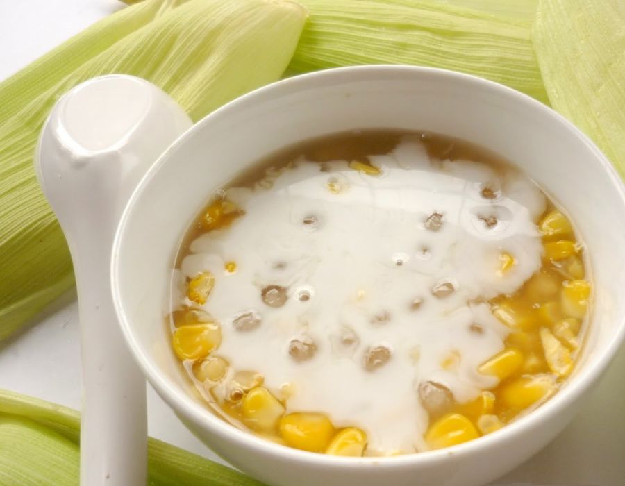 Types of Hue sweet soup and delicious shops that you must try 2