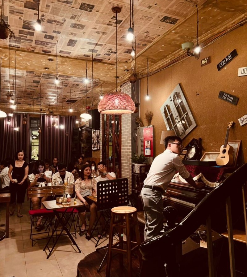 10 acoustic cafe rendezvous to help you relax with the clear sounds 7