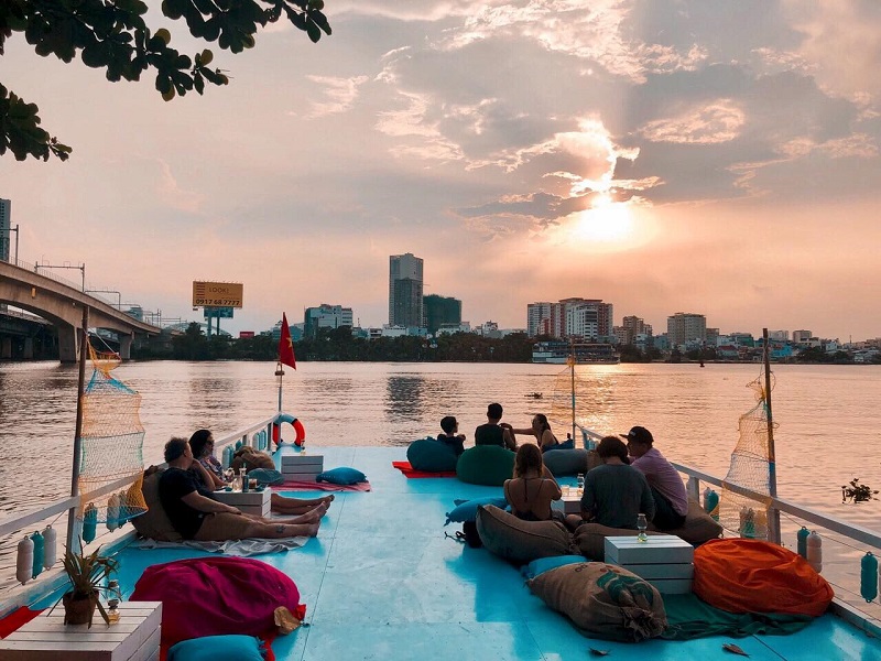 Top chill cafes in Saigon to enjoy a peaceful day 14