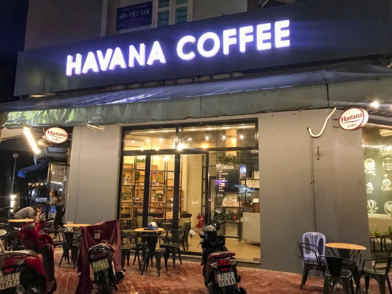 TOP 10 West Lake cafes with amazing virtual views 4