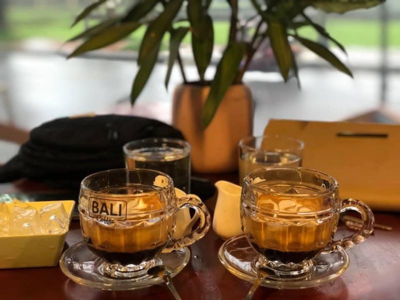 Top 10 delicious and greasy Hue salt cafes worth trying 6