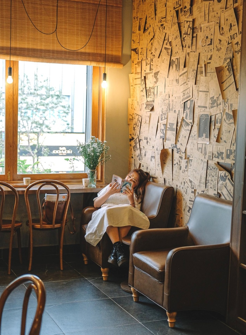 Book cafes in Saigon help you relax and indulge in the word 2