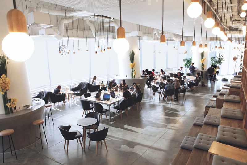 Book cafes in Saigon help you relax and indulge in the word 7