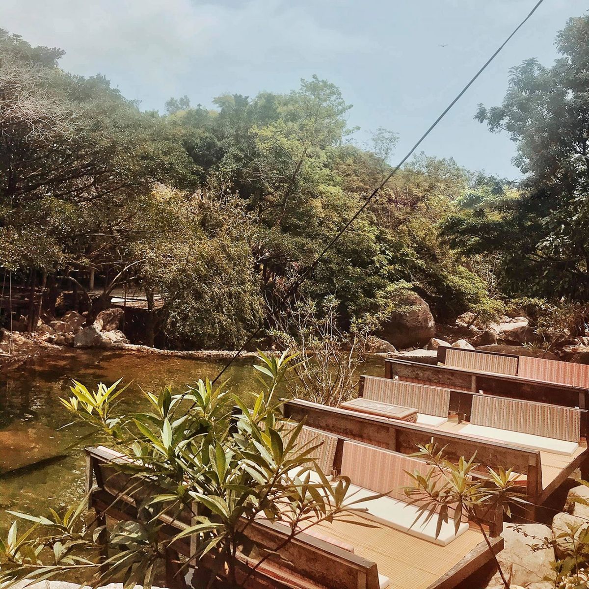 Suoi Luong Cafe Da Nang - Tea shop on the bank of the stream 7