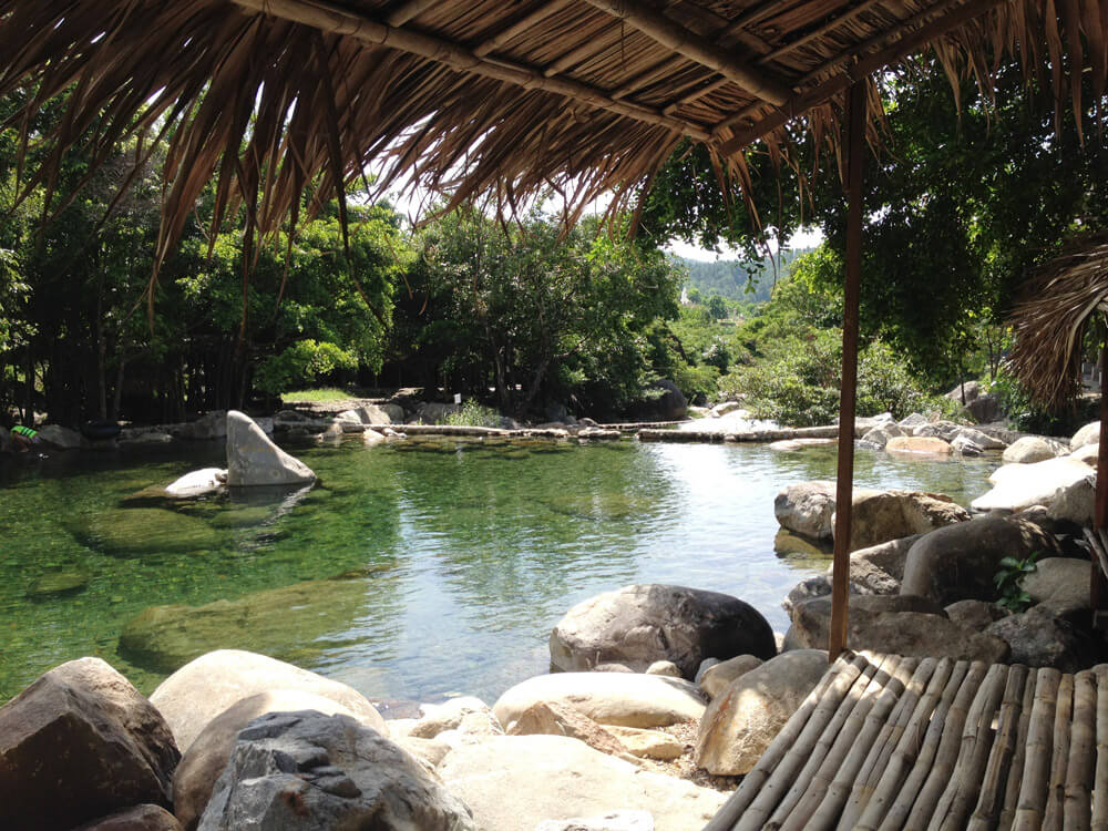 Suoi Luong Cafe Da Nang - Tea shop by the stream 4
