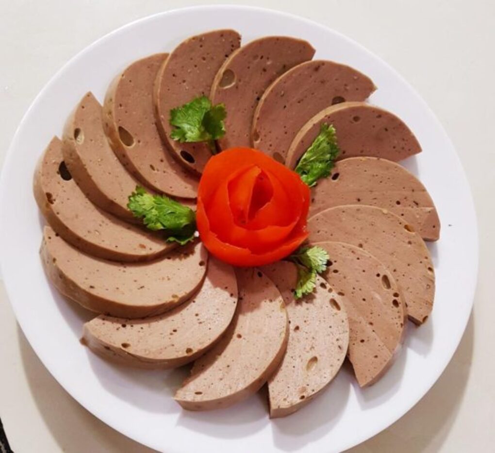 Danang beef patties - What do you know about this famous gift-making specialty in the Central region? 11