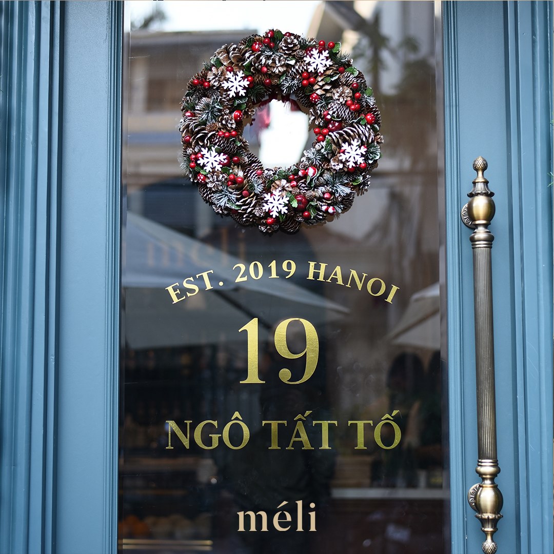 Check-in at 5 beautiful blue-toned cafes in Hanoi 2
