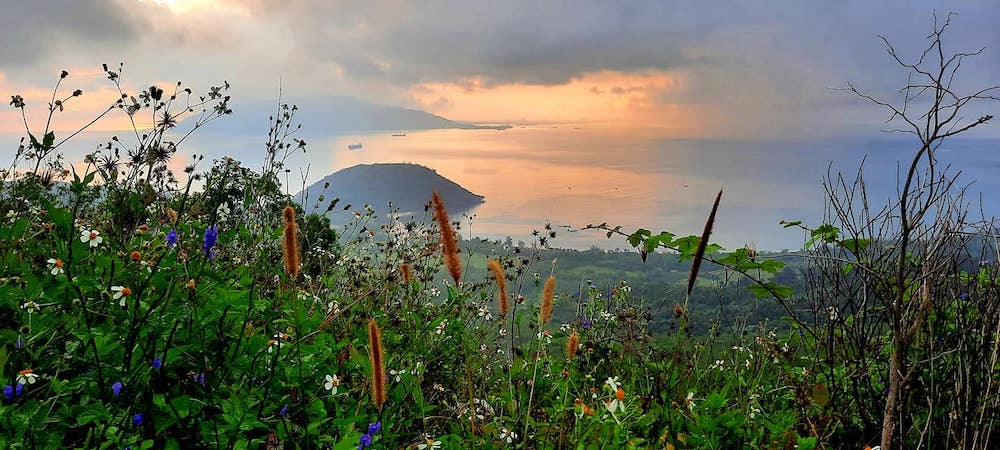 Immersed in the vast nature of Hai Van Pass at Hon Cu Rua Da Nang 8
