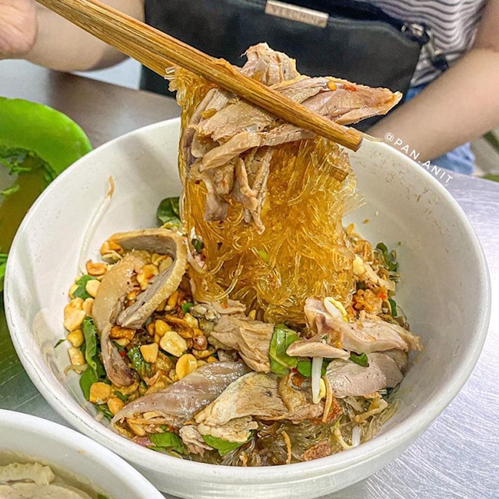Grab 7 delicious mixed vermicelli shops in Hanoi that you must try 6