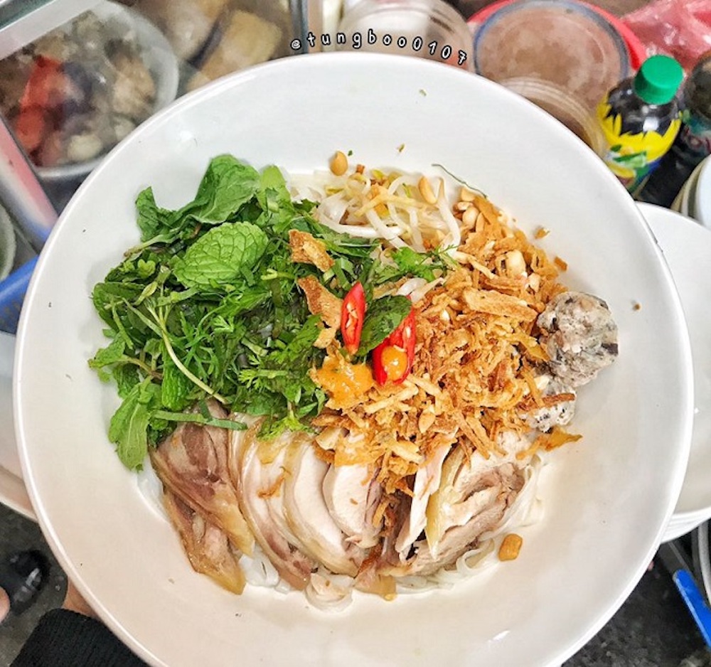 Grab 7 top delicious Hanoi mixed vermicelli shops that you must try 7