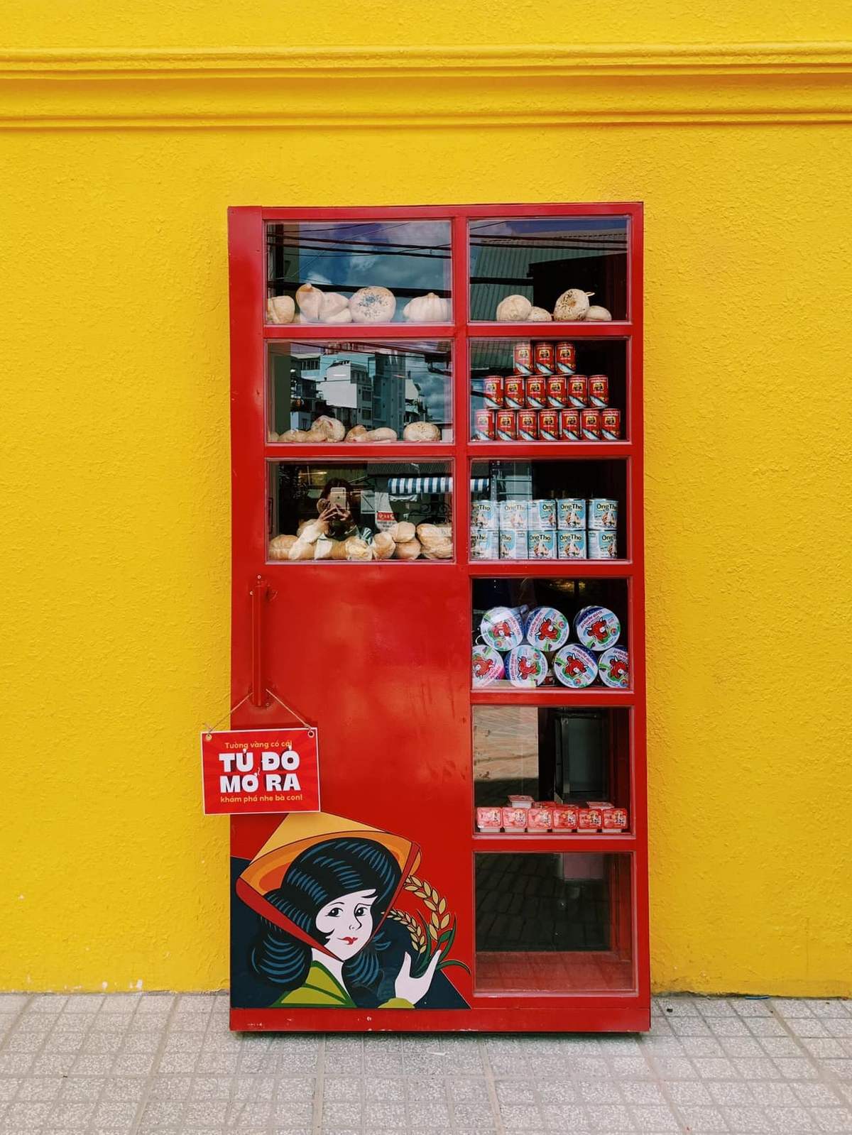 What's special about the most famous Coi Xay Gio bakery in Da Lat?