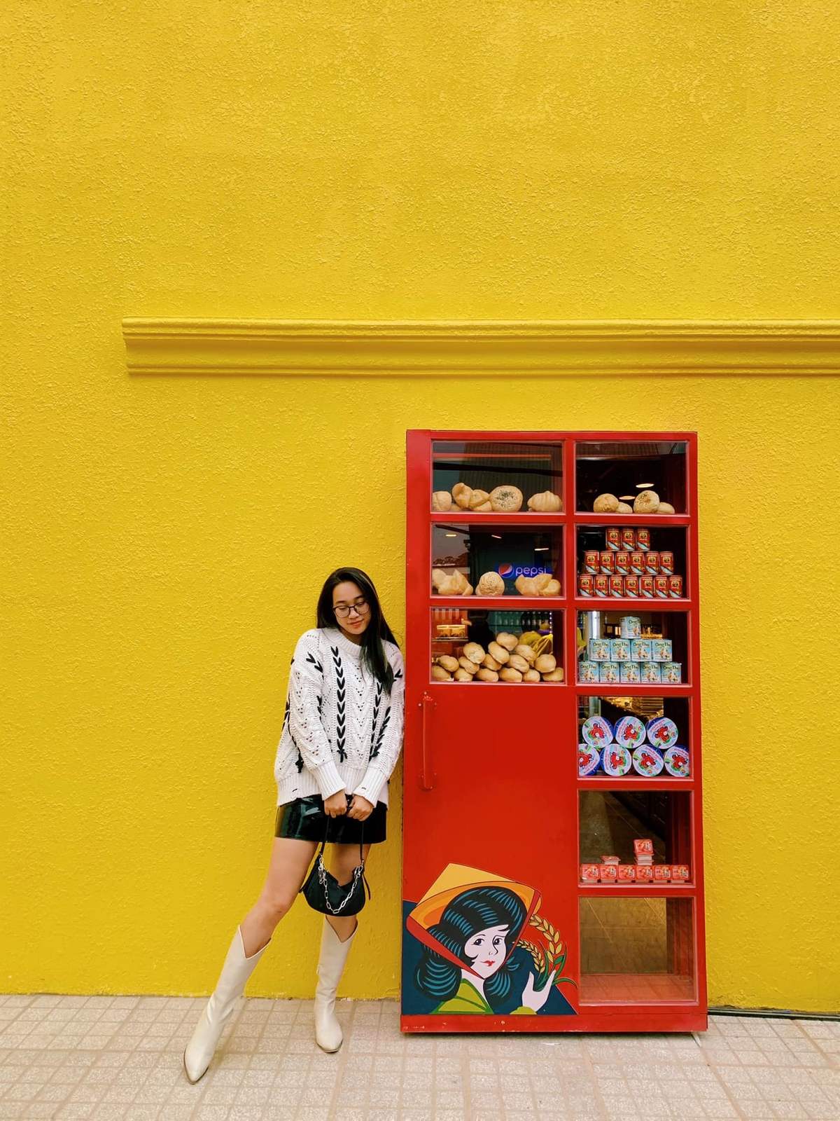 What's special about the most famous Coi Xay Gio bakery in Da Lat?