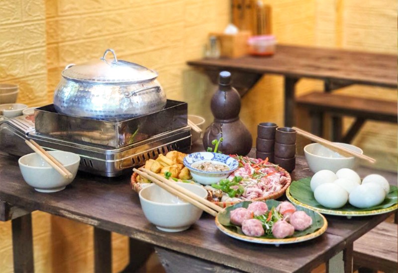 Save now 8 delicious hotpot places with crab and beef in Saigon 2