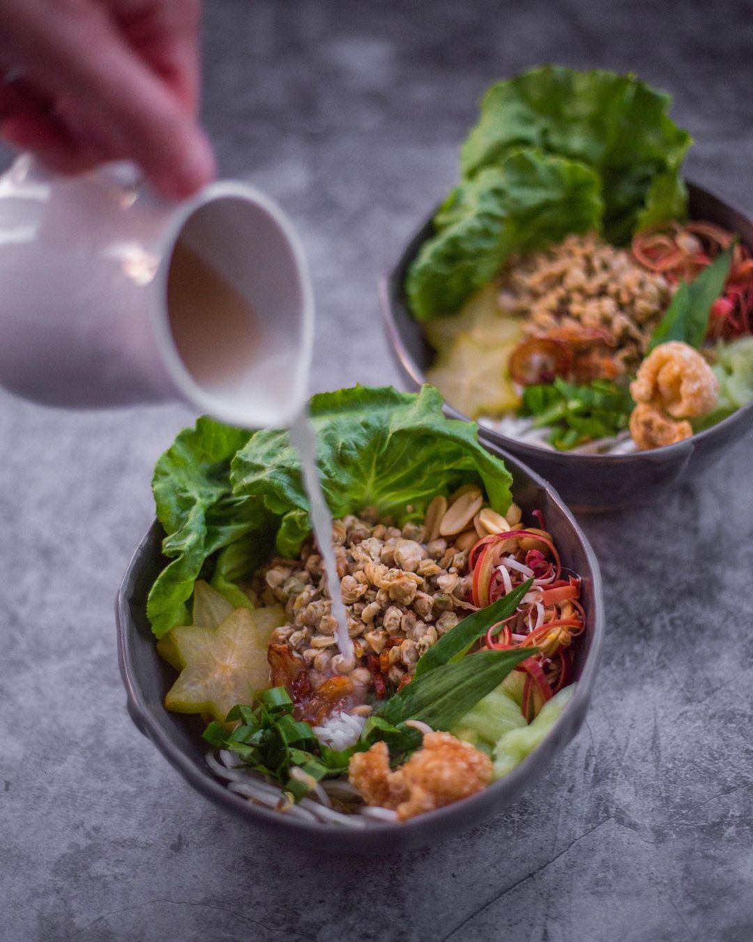 Mussel rice - From a poor family dish to the quintessence of Hue cuisine 7
