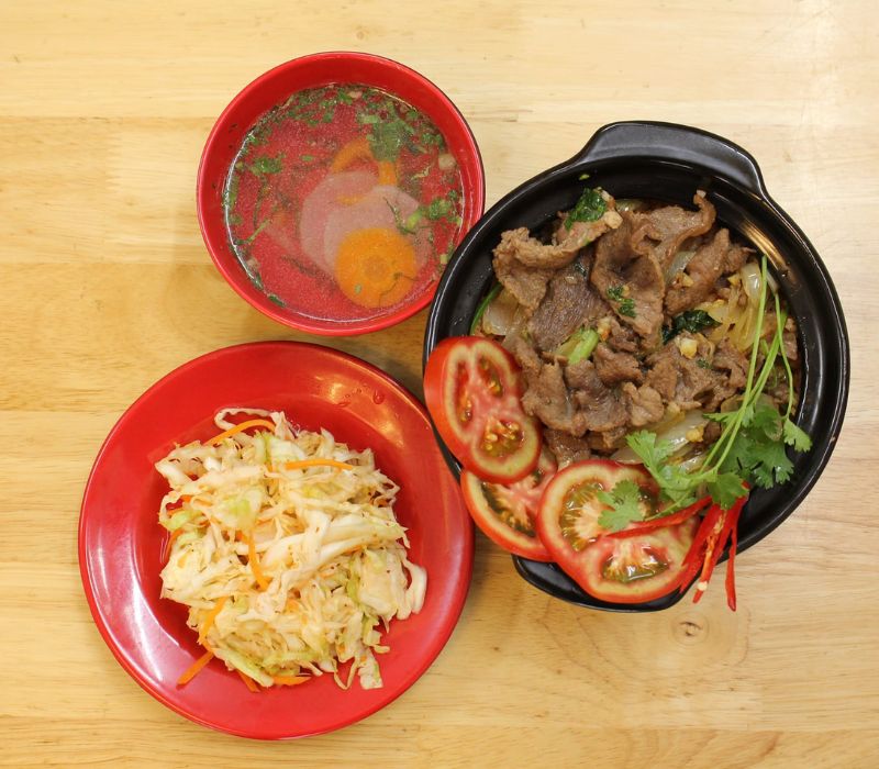 Discover the 10 best bowl rice restaurants in Hanoi, eat once and remember forever 2