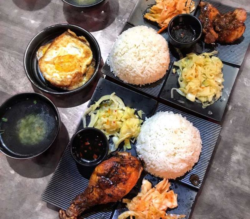 Discover the 10 best bowl rice restaurants in Hanoi, eat once and remember forever 6