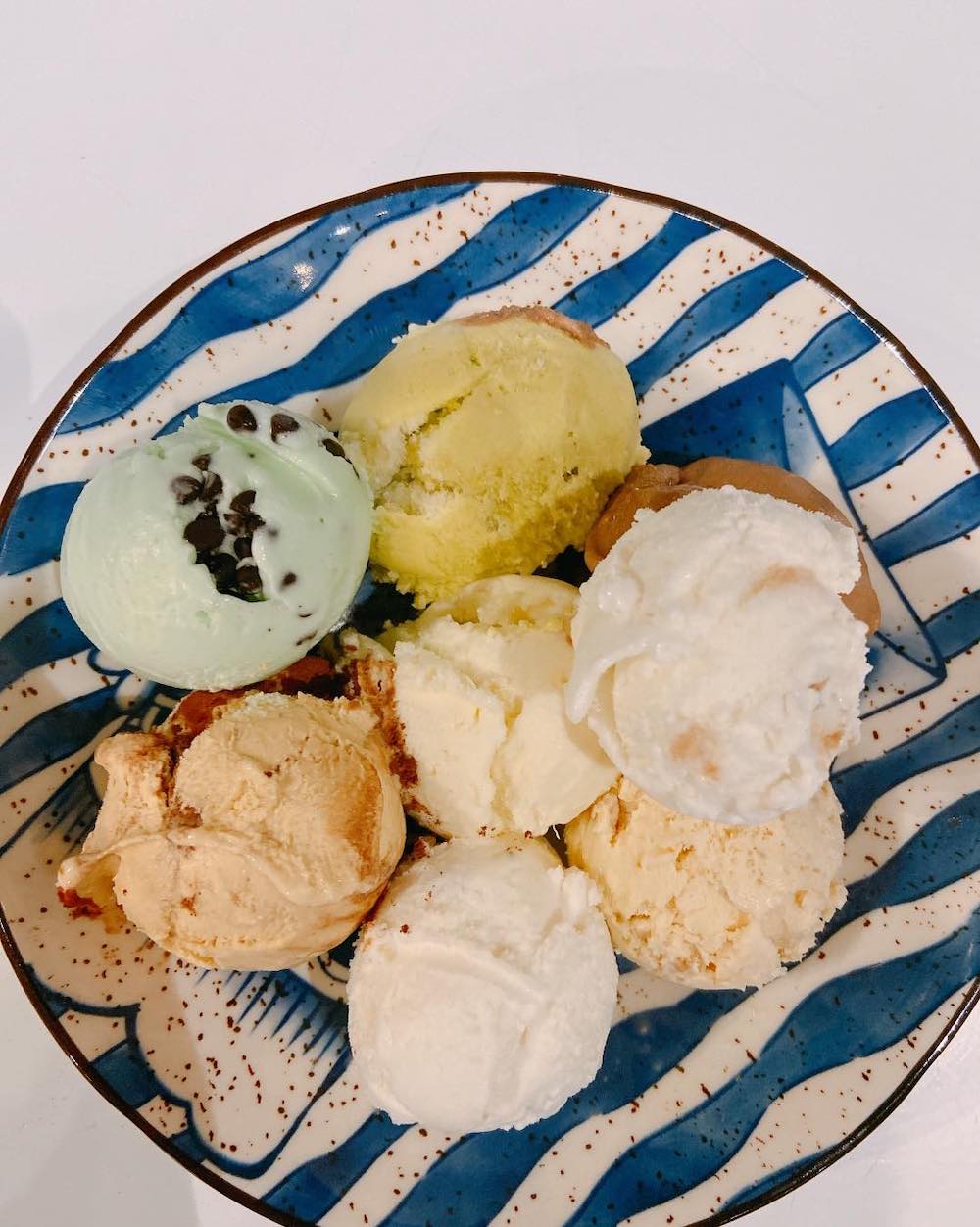 Join Ma's Milktea & Gelato to eat Italian ice cream in Japan in Da Lat city 11