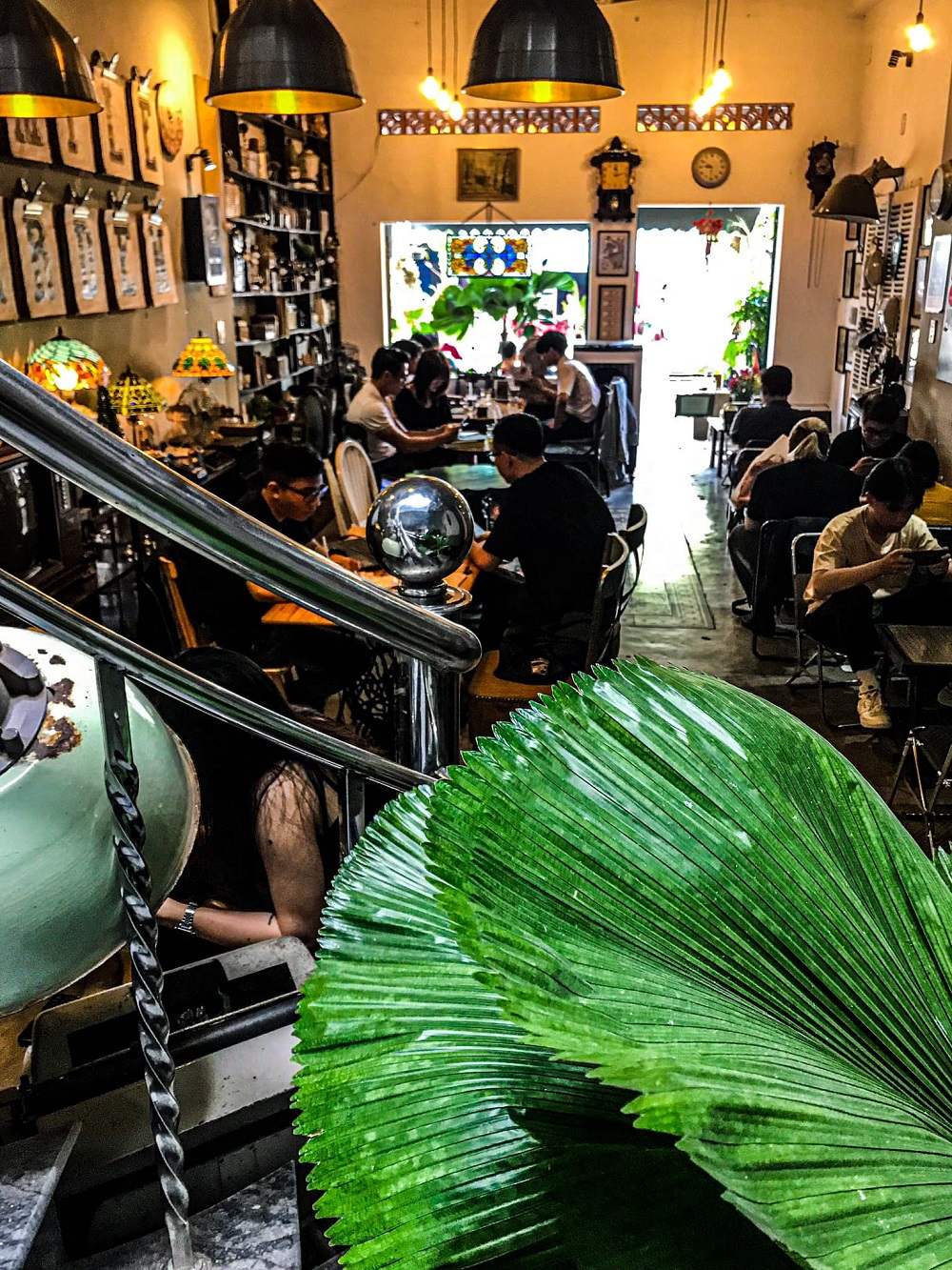With Simple Coffee, revive memories of old Da Nang 6