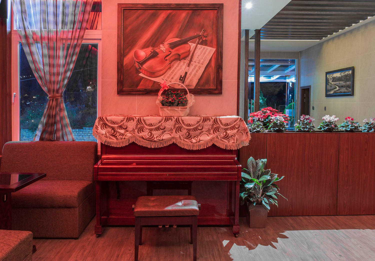 Da Lat Nights Coffee - A place to see Da Lat's sparkling nightlife from above 4