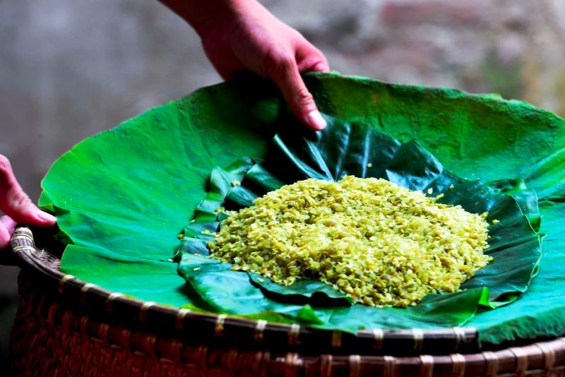 14 Hanoi specialties that will make you fall in love with the capital's cuisine 2