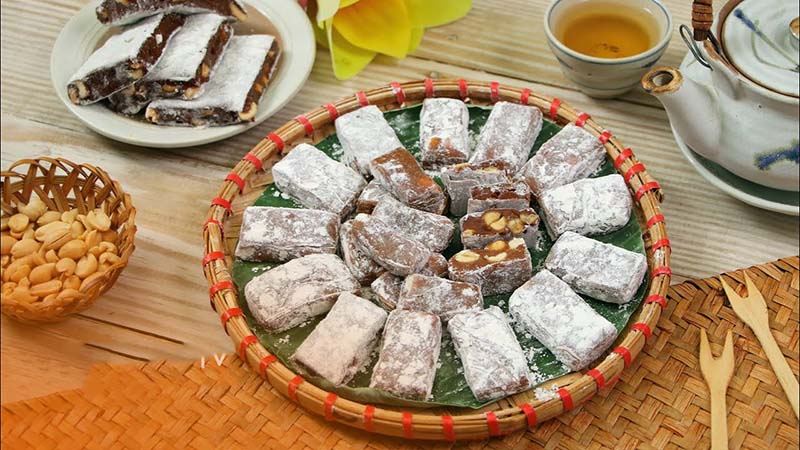 14 Hanoi specialties that will make you fall in love with the capital's cuisine 4