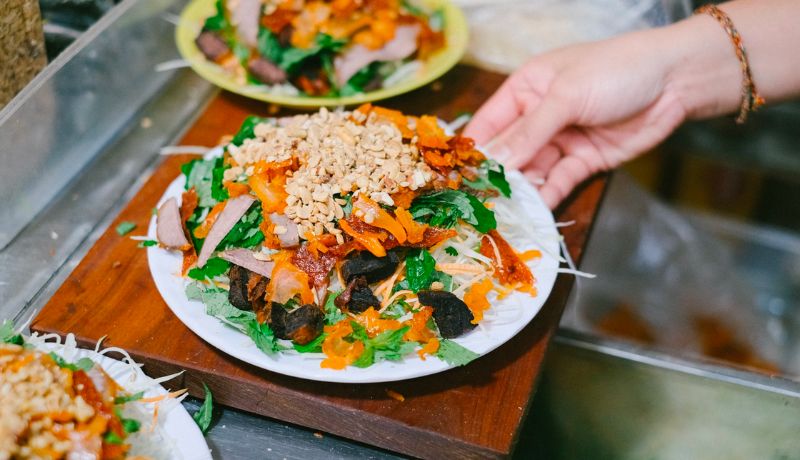 14 Hanoi specialties that will make you fall in love with the capital's cuisine 9