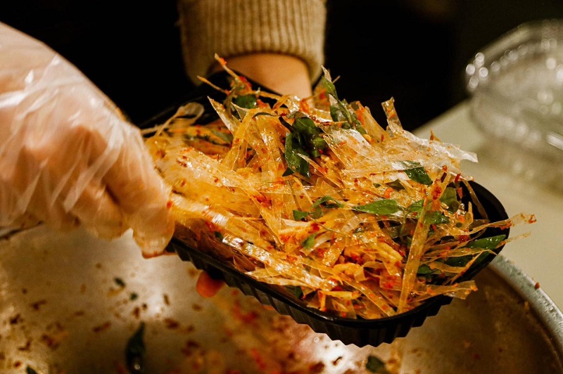 Top 14 Saigon specialties to enjoy immediately or buy as gifts, all of good quality 6