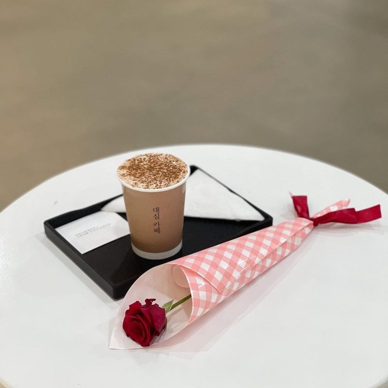 What's on at Daeshim Coffee, a cute Korean-themed coffee shop 16